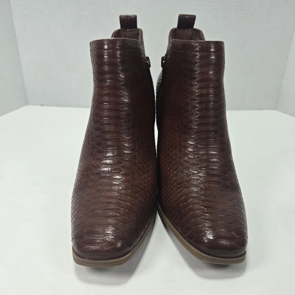 Sun + Stone Pollyy Walnut Textured Snake Skin Animal Print Ankle Booties Size 9